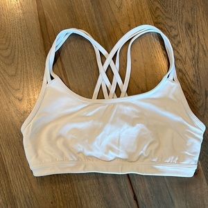 Athleta Sports Bra Size M